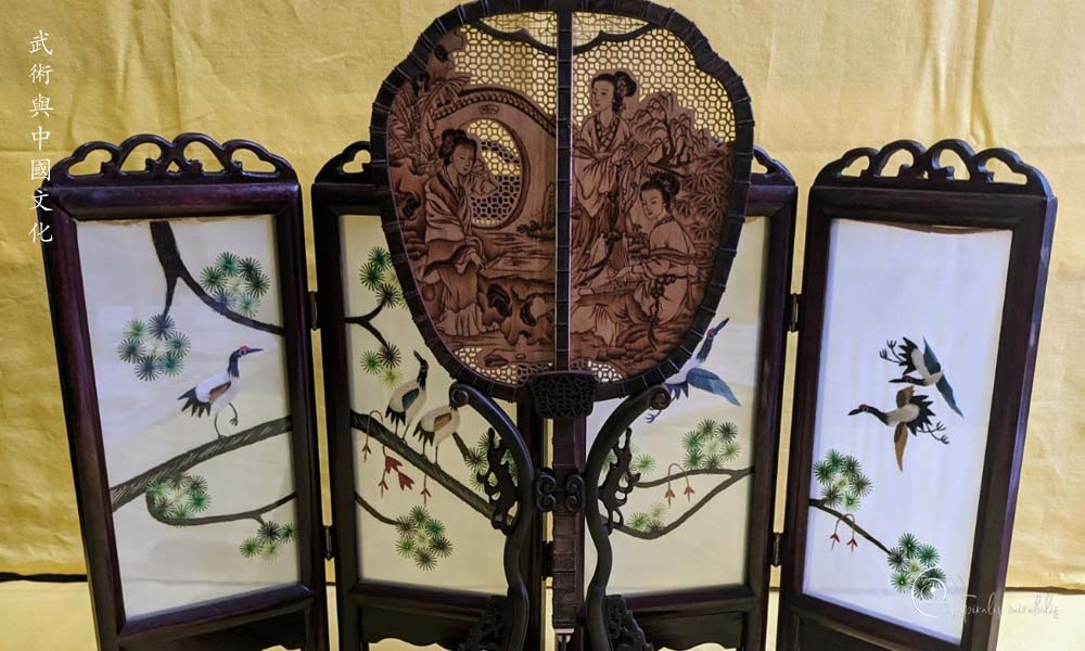 Ventaglio di corte - Spiralis Mirabilis Magazine - Arti marziali e cultura tradizionale cinese